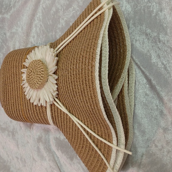 Floppy Hat With Flower Neutral 2-tone Boho Casual Country Vacation Minimalist - Picture 17 of 17